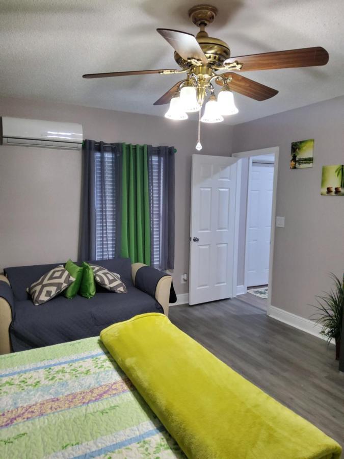 Beautiful Apartment Close To Everything Tampa Buitenkant foto