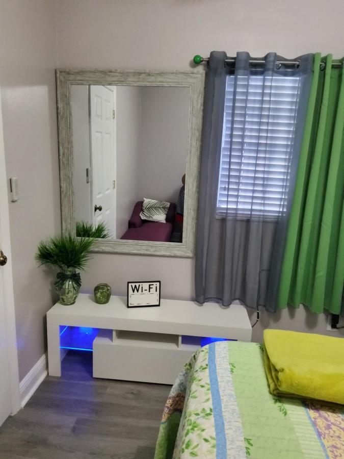 Beautiful Apartment Close To Everything Tampa Buitenkant foto
